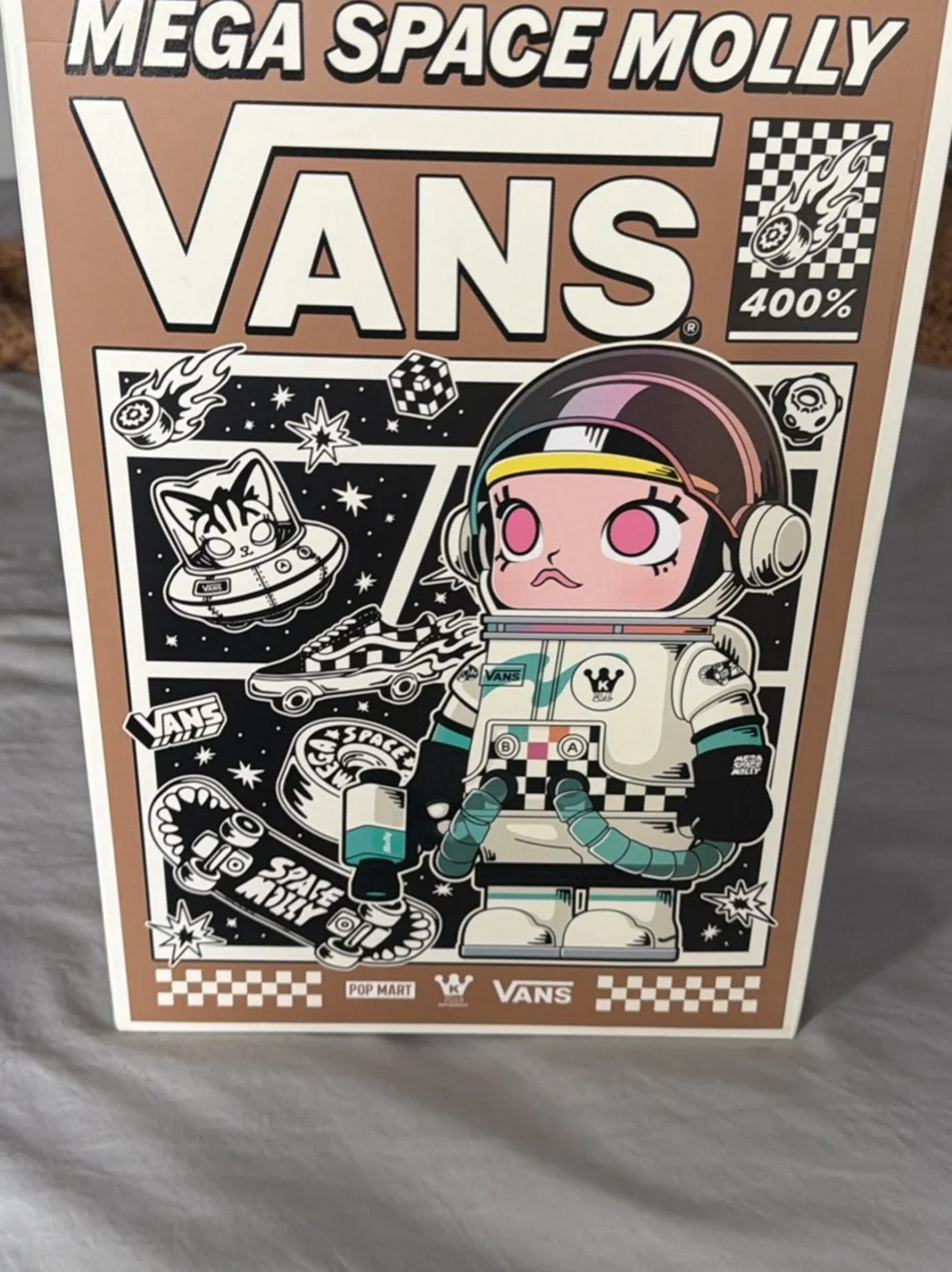 Vans Mega Space Molly Box – Black and Tan Graphic Packaging - Picture 1 of 5
